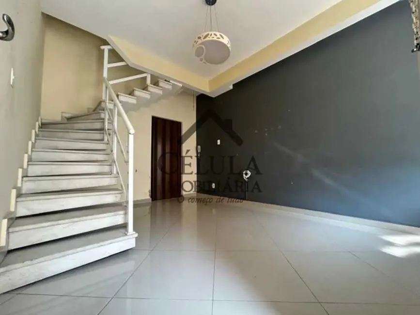 Foto 1 de Casa de Vila com 2 quartos à venda, 76m2 em Rio De Janeiro - RJ
