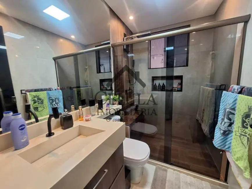 Casa de Condomínio com 4 quartos à venda, 312m2 em Rio De Janeiro - RJ - imagem 6 Foto 6 de Casa de Condomínio com 4 quartos à venda, 312m2 em Rio De Janeiro - RJ