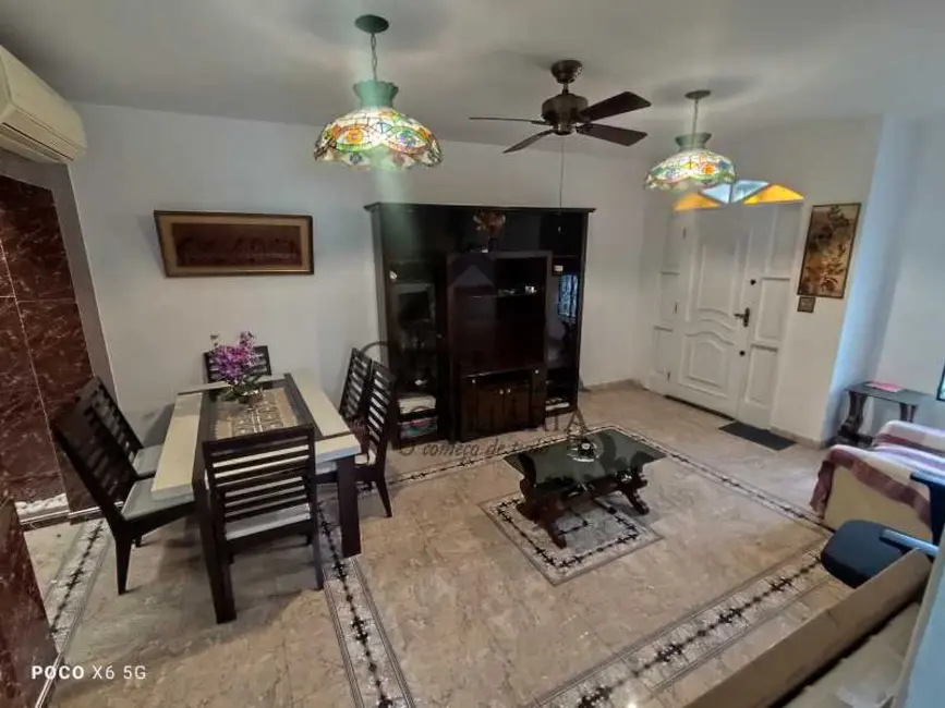 Casa de Condomínio com 3 quartos à venda, 149m2 em Rio De Janeiro - RJ - imagem 3 Foto 3 de Casa de Condomínio com 3 quartos à venda, 149m2 em Rio De Janeiro - RJ