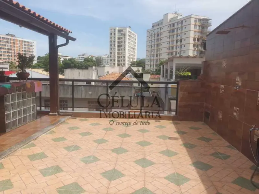 Casa de Condomínio com 4 quartos à venda, 149m2 em Rio De Janeiro - RJ - imagem 1 Foto 1 de Casa de Condomínio com 4 quartos à venda, 149m2 em Rio De Janeiro - RJ