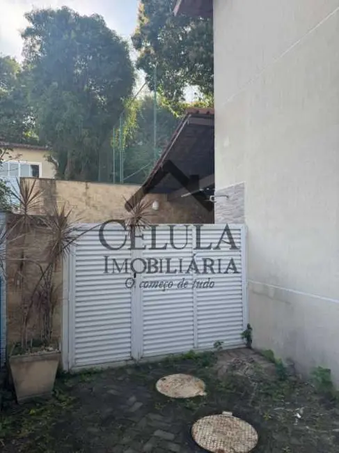 Casa de Condomínio com 3 quartos à venda, 103m2 em Rio De Janeiro - RJ - imagem 4 Foto 4 de Casa de Condomínio com 3 quartos à venda, 103m2 em Rio De Janeiro - RJ