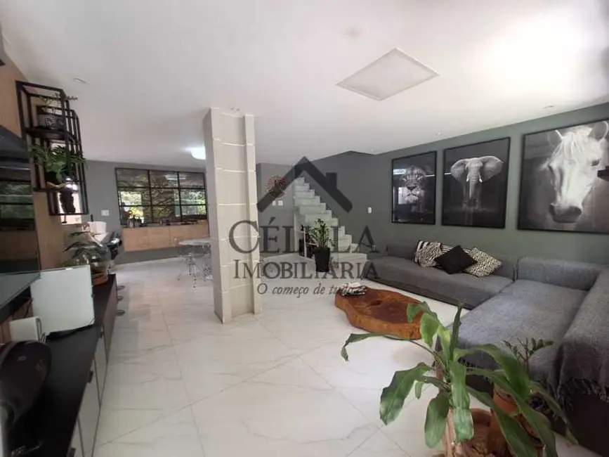 Casa de Condomínio com 3 quartos à venda, 135m2 em Rio De Janeiro - RJ - imagem 7 Foto 7 de Casa de Condomínio com 3 quartos à venda, 135m2 em Rio De Janeiro - RJ