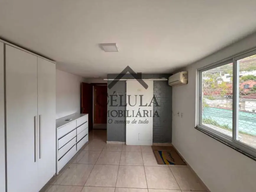 Foto 8 de Casa de Condomínio com 4 quartos à venda, 115m2 em Rio De Janeiro - RJ