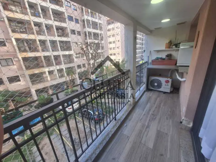 Foto 2 de Apartamento com 2 quartos à venda, 60m2 em Rio De Janeiro - RJ