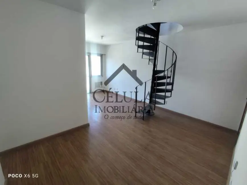 Foto 3 de Cobertura com 3 quartos à venda, 180m2 em Rio De Janeiro - RJ