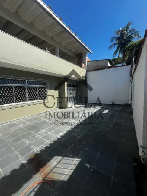 Foto 1 de Casa com 2 quartos à venda, 132m2 em Rio De Janeiro - RJ