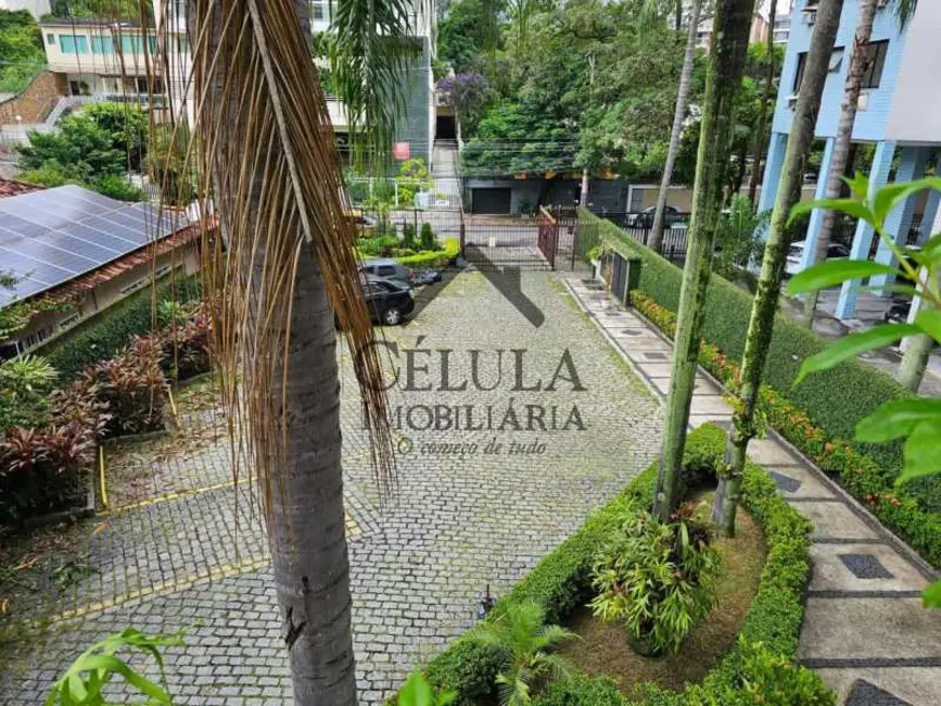 Apartamento com 4 quartos à venda, 227m2 em Rio De Janeiro - RJ - imagem 3 Foto 3 de Apartamento com 4 quartos à venda, 227m2 em Rio De Janeiro - RJ