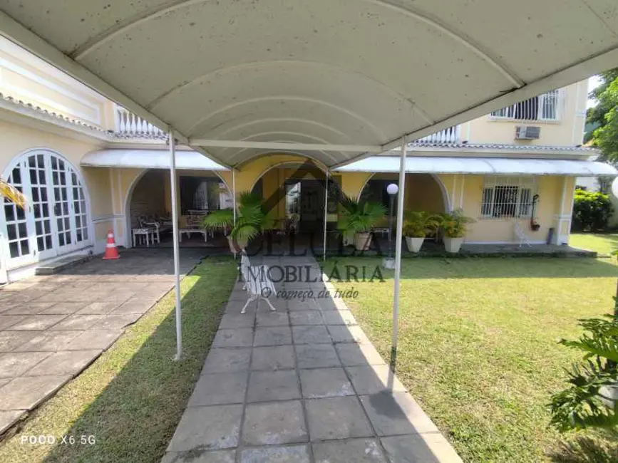 Foto 1 de Casa com 5 quartos à venda, 605m2 em Rio De Janeiro - RJ