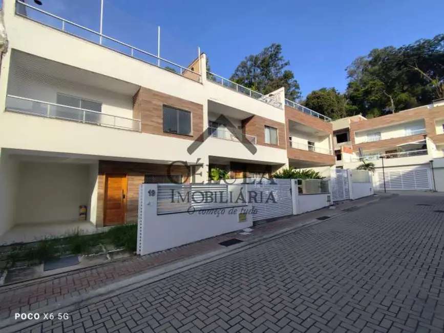 Foto 1 de Casa de Condomínio com 3 quartos à venda, 121m2 em Rio De Janeiro - RJ