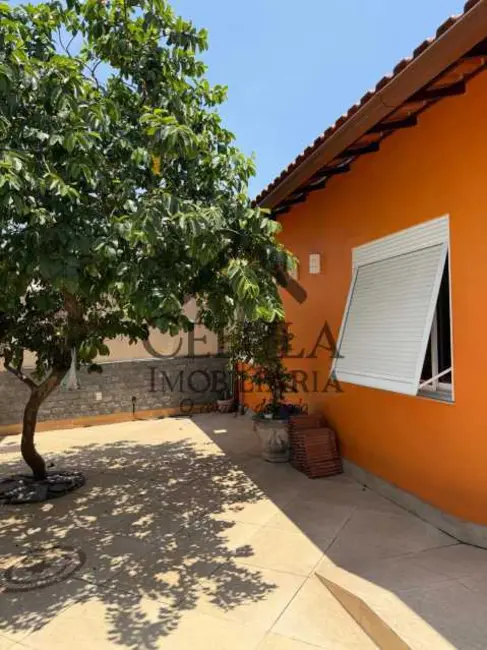 Casa de Condomínio com 3 quartos à venda, 140m2 em Rio De Janeiro - RJ - imagem 3 Foto 3 de Casa de Condomínio com 3 quartos à venda, 140m2 em Rio De Janeiro - RJ