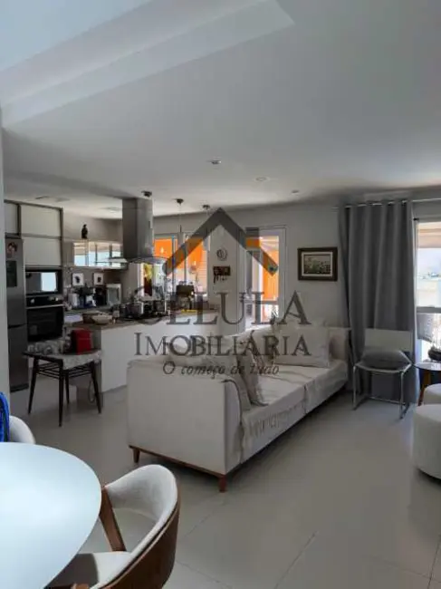 Casa de Condomínio com 3 quartos à venda, 140m2 em Rio De Janeiro - RJ - imagem 6 Foto 6 de Casa de Condomínio com 3 quartos à venda, 140m2 em Rio De Janeiro - RJ