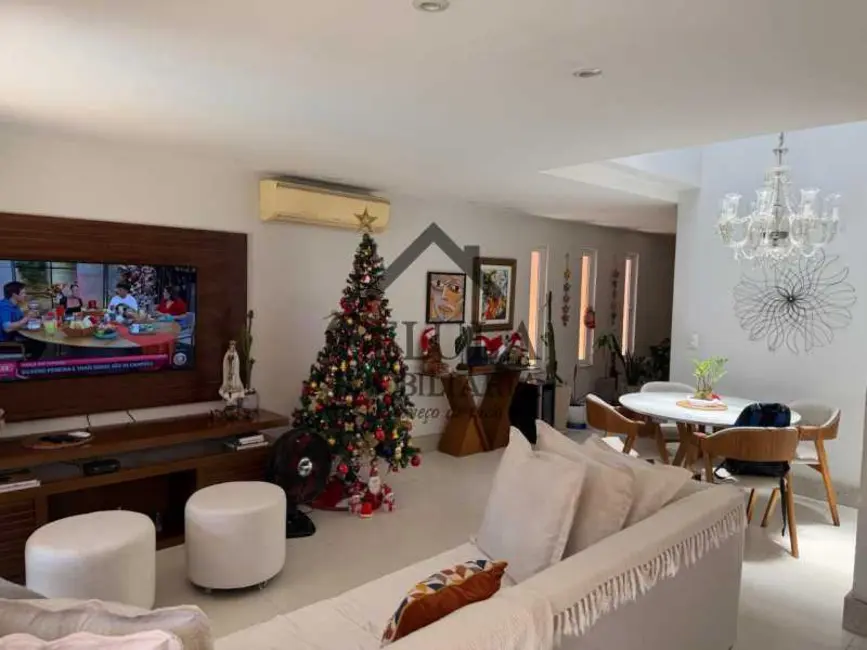 Casa de Condomínio com 3 quartos à venda, 140m2 em Rio De Janeiro - RJ - imagem 4 Foto 4 de Casa de Condomínio com 3 quartos à venda, 140m2 em Rio De Janeiro - RJ