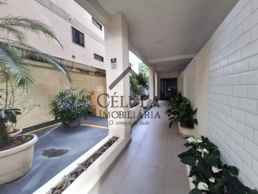 Foto 2 de Apartamento com 2 quartos à venda, 73m2 em Rio De Janeiro - RJ