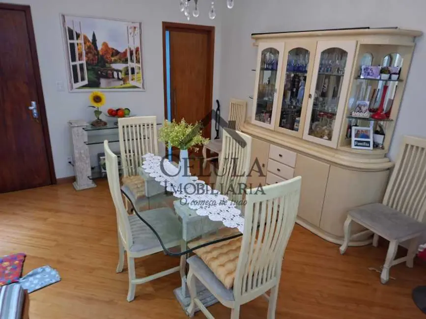 Apartamento com 3 quartos à venda, 127m2 em Rio De Janeiro - RJ - imagem 3 Foto 3 de Apartamento com 3 quartos à venda, 127m2 em Rio De Janeiro - RJ