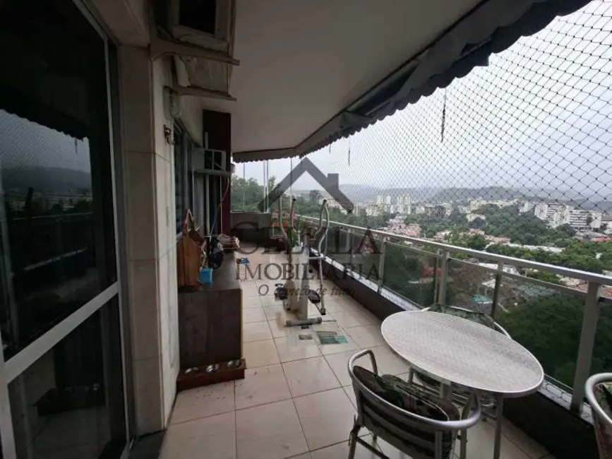 Apartamento com 3 quartos à venda, 127m2 em Rio De Janeiro - RJ - imagem 2 Foto 2 de Apartamento com 3 quartos à venda, 127m2 em Rio De Janeiro - RJ