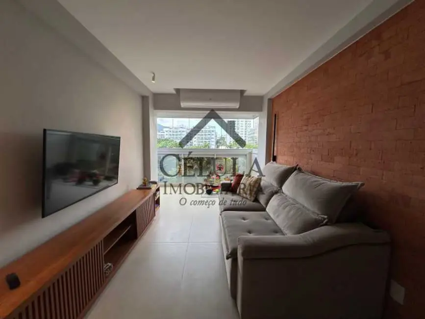 Apartamento com 3 quartos à venda, 90m2 em Rio De Janeiro - RJ - imagem 2 Foto 2 de Apartamento com 3 quartos à venda, 90m2 em Rio De Janeiro - RJ