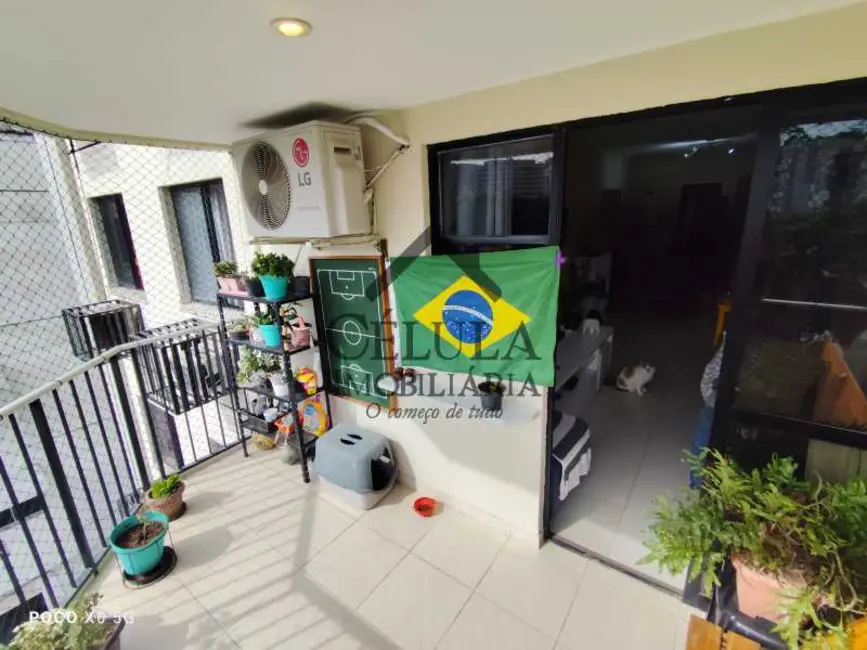 Apartamento com 3 quartos à venda, 97m2 em Rio De Janeiro - RJ - imagem 3 Foto 3 de Apartamento com 3 quartos à venda, 97m2 em Rio De Janeiro - RJ