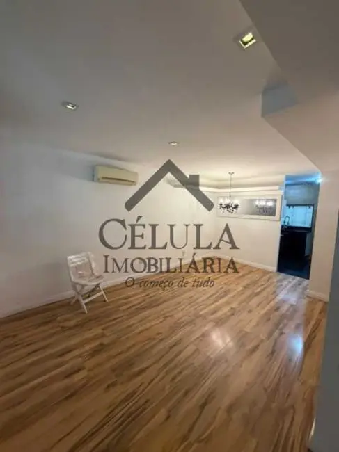 Casa de Condomínio com 3 quartos à venda, 96m2 em Rio De Janeiro - RJ - imagem 9 Foto 9 de Casa de Condomínio com 3 quartos à venda, 96m2 em Rio De Janeiro - RJ