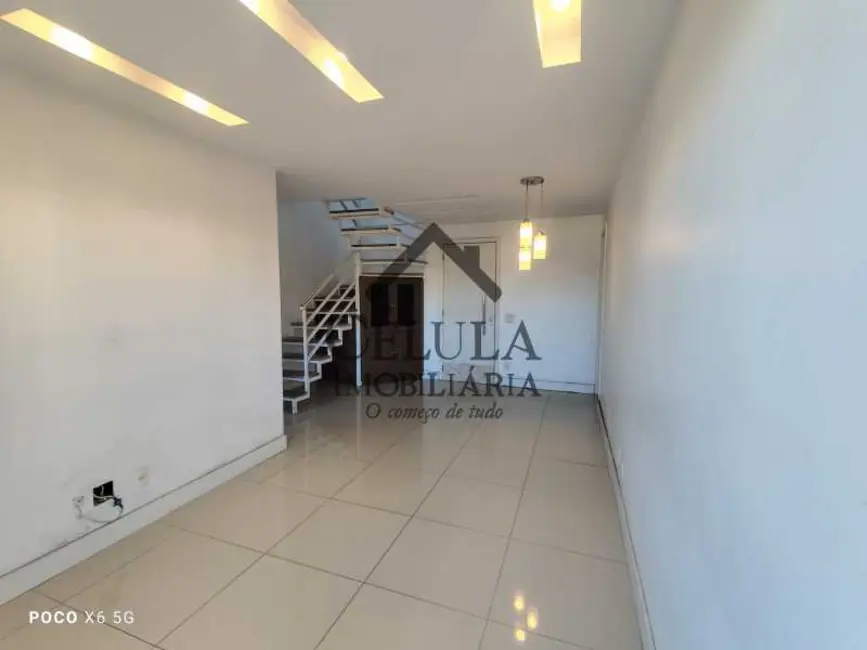 Cobertura com 3 quartos à venda, 130m2 em Rio De Janeiro - RJ - imagem 2 Foto 2 de Cobertura com 3 quartos à venda, 130m2 em Rio De Janeiro - RJ