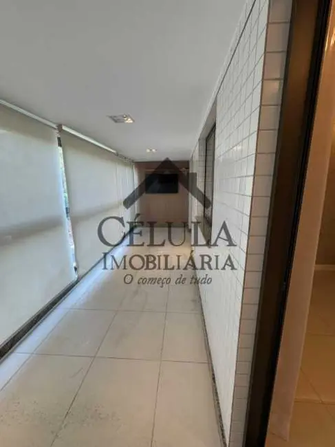 Apartamento com 3 quartos à venda, 112m2 em Rio De Janeiro - RJ - imagem 3 Foto 3 de Apartamento com 3 quartos à venda, 112m2 em Rio De Janeiro - RJ