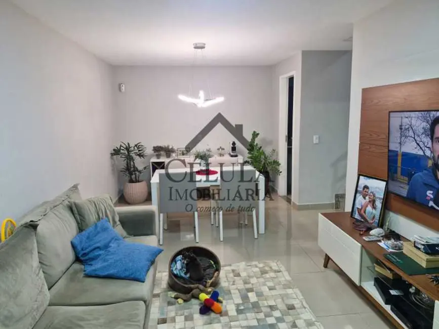 Casa de Condomínio com 2 quartos à venda, 119m2 em Rio De Janeiro - RJ - imagem 2 Foto 2 de Casa de Condomínio com 2 quartos à venda, 119m2 em Rio De Janeiro - RJ