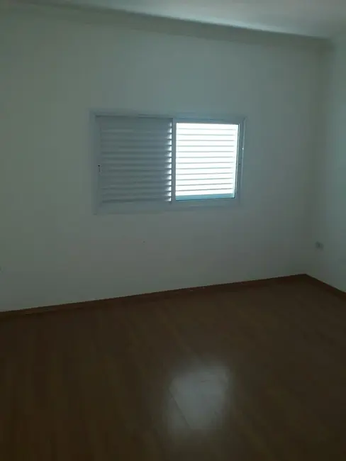 Sobrado com 3 quartos à venda em Parque das Nações, Santo Andre - SP - imagem 6 Foto 6 de Sobrado com 3 quartos à venda em Parque das Nações, Santo Andre - SP