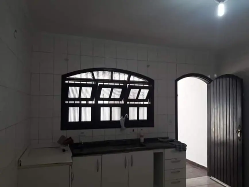 Foto 8 de Sobrado com 3 quartos à venda, 210m2 em Vila Linda, Santo Andre - SP