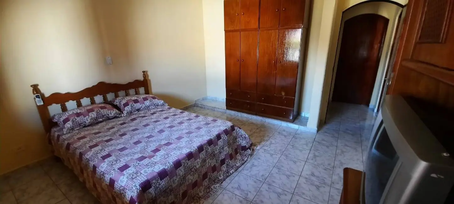 Foto 7 de Casa com 2 quartos à venda, 163m2 em Mongagua - SP