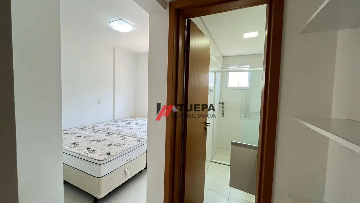Apartamento com 3 quartos à venda e para alugar, 135m2 em Guaruja - SP - imagem 6 Foto 6 de Apartamento com 3 quartos à venda e para alugar, 135m2 em Guaruja - SP