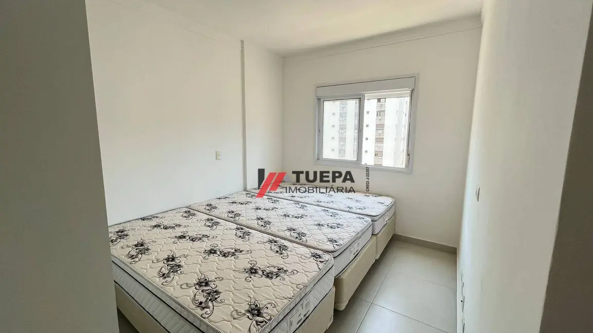 Apartamento com 3 quartos à venda e para alugar, 135m2 em Guaruja - SP - imagem 5 Foto 5 de Apartamento com 3 quartos à venda e para alugar, 135m2 em Guaruja - SP