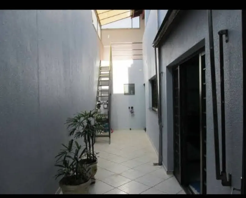 Foto 2 de Sobrado com 2 quartos à venda, 150m2 em Jardim Paz, Americana - SP
