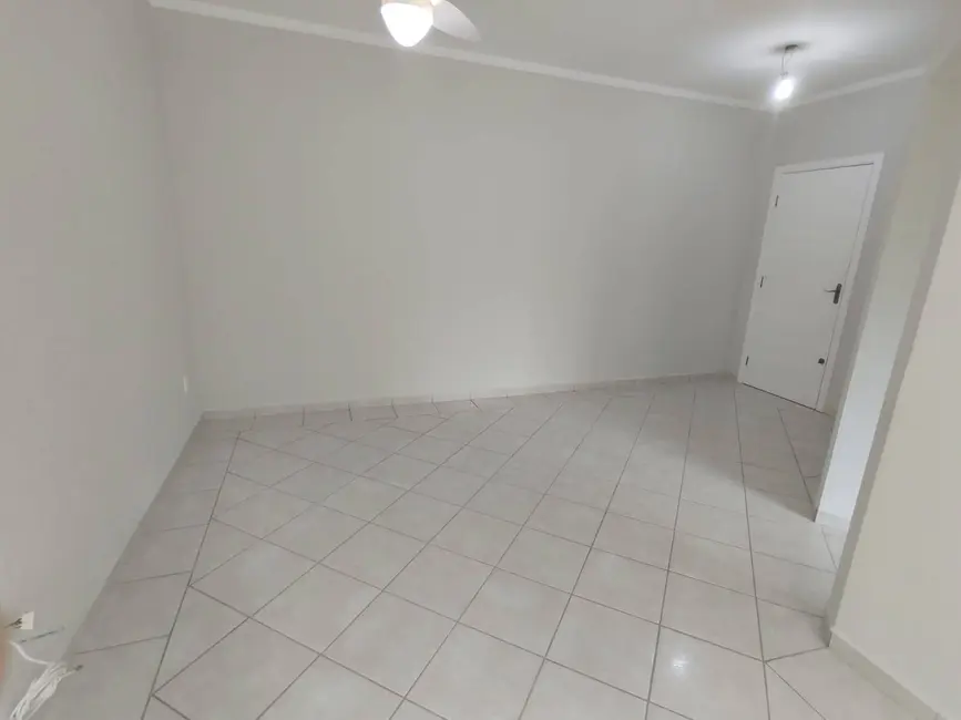 Foto 2 de Apartamento com 2 quartos à venda, 79m2 em Catharina Zanaga, Americana - SP