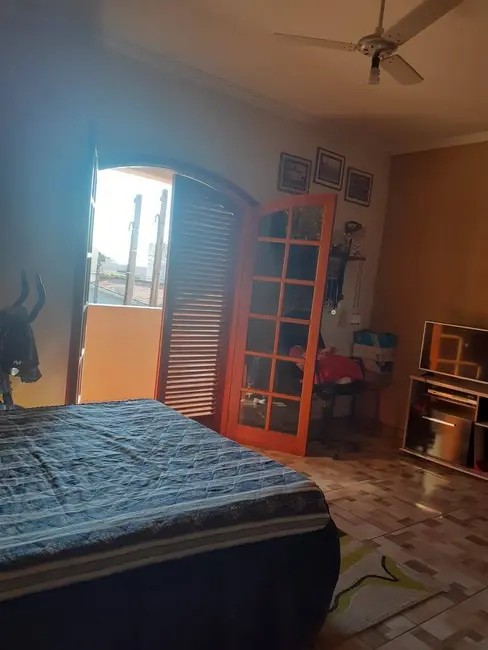 Foto 6 de Sobrado com 4 quartos à venda, 125m2 em Vila Mollon IV, Santa Bárbara D`Oeste - SP