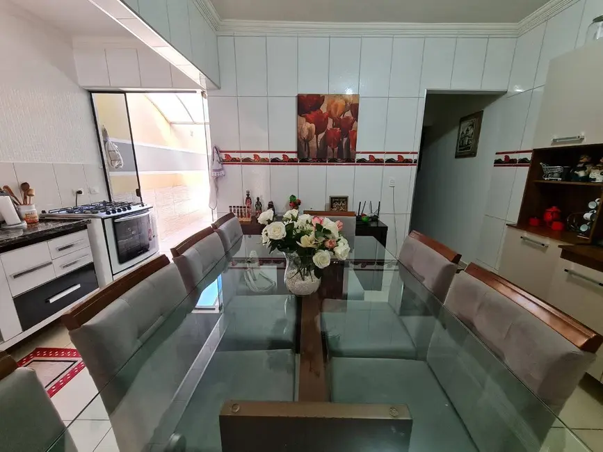 Casa com 2 quartos à venda, 125m2 em Parque Planalto, Santa Bárbara D`Oeste - SP - imagem 4 Foto 4 de Casa com 2 quartos à venda, 125m2 em Parque Planalto, Santa Bárbara D`Oeste - SP