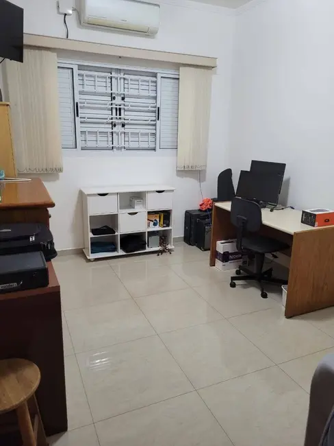 Sobrado com 3 quartos à venda, 590m2 em Jardim São Francisco, Santa Bárbara D`Oeste - SP - imagem 7 Foto 7 de Sobrado com 3 quartos à venda, 590m2 em Jardim São Francisco, Santa Bárbara D`Oeste - SP