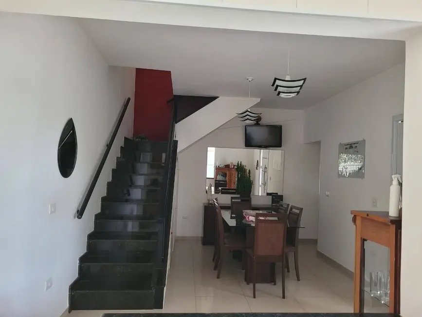 Foto 2 de Sobrado com 3 quartos à venda, 590m2 em Jardim São Francisco, Santa Bárbara D`Oeste - SP