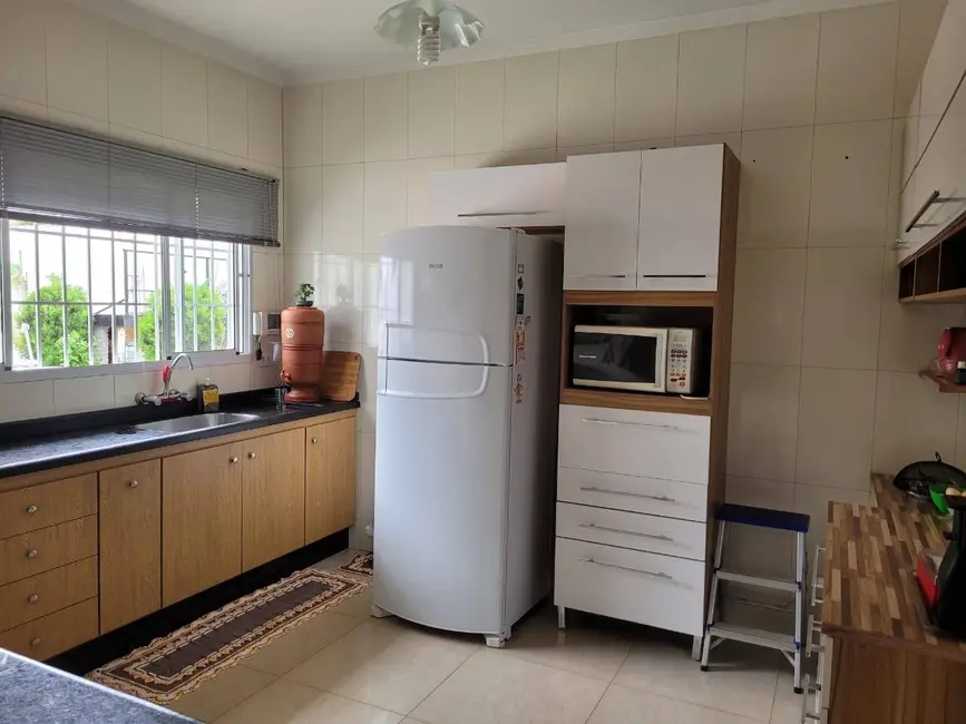 Sobrado com 3 quartos à venda, 590m2 em Jardim São Francisco, Santa Bárbara D`Oeste - SP - imagem 5 Foto 5 de Sobrado com 3 quartos à venda, 590m2 em Jardim São Francisco, Santa Bárbara D`Oeste - SP