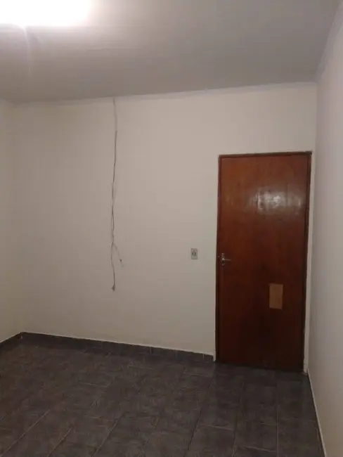 Casa com 2 quartos à venda, 125m2 em Jardim São Fernando, Santa Bárbara D`Oeste - SP - imagem 8 Foto 8 de Casa com 2 quartos à venda, 125m2 em Jardim São Fernando, Santa Bárbara D`Oeste - SP