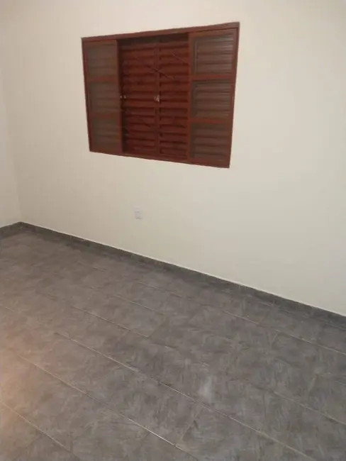 Casa com 2 quartos à venda, 125m2 em Jardim São Fernando, Santa Bárbara D`Oeste - SP - imagem 5 Foto 5 de Casa com 2 quartos à venda, 125m2 em Jardim São Fernando, Santa Bárbara D`Oeste - SP