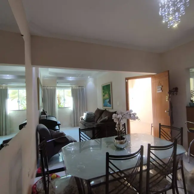 Foto 4 de Casa com 3 quartos à venda, 175m2 em Parque Nova Carioba, Americana - SP