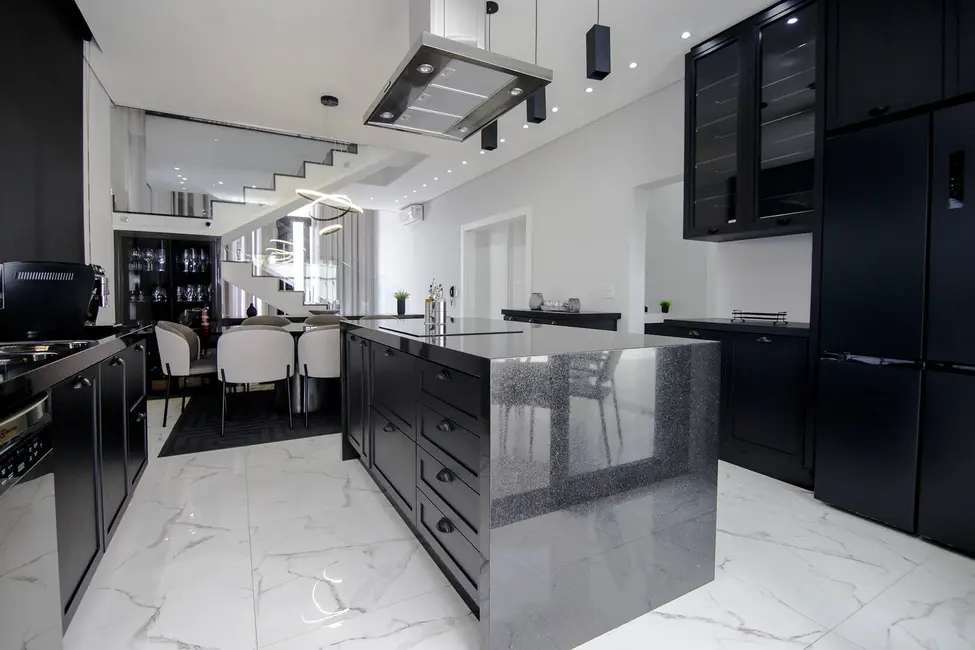 Foto 8 de Sobrado com 3 quartos à venda, 499m2 em Chácara Letônia, Americana - SP