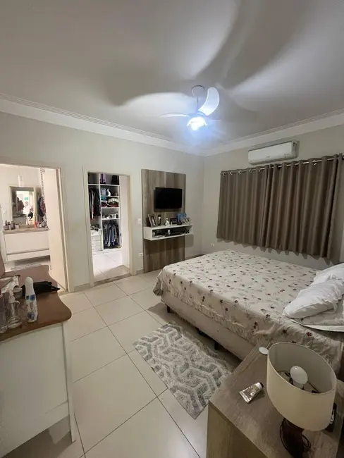 Foto 6 de Casa com 3 quartos à venda, 630m2 em Americana - SP