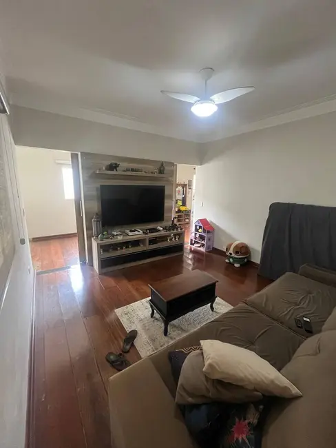 Foto 2 de Casa com 3 quartos à venda, 630m2 em Americana - SP
