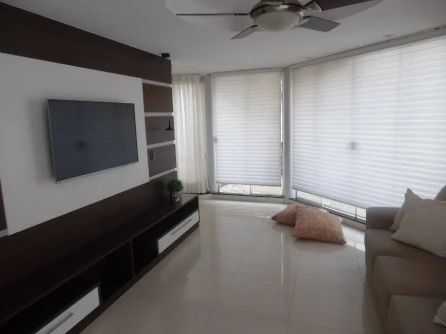 Foto 2 de Casa com 3 quartos à venda, 900m2 em Americana - SP