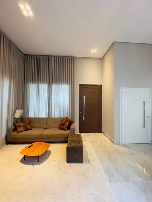 Foto 2 de Casa com 3 quartos à venda, 260m2 em Jardim Souza Queiroz,  - SP