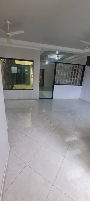 Foto 2 de Casa com 3 quartos à venda, 300m2 em Vila Santa Catarina, Americana - SP