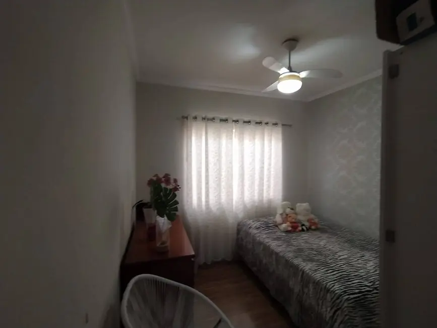 Foto 2 de Casa com 2 quartos à venda, 150m2 em Jardim Alvorada, Americana - SP