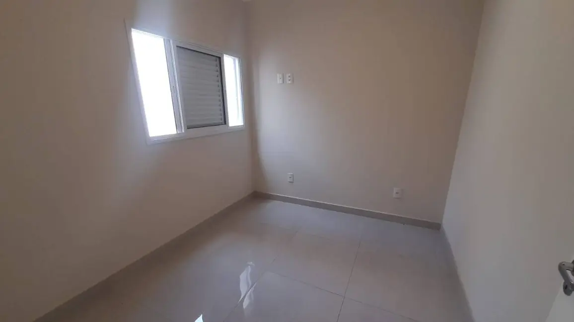 Casa com 3 quartos à venda, 129m2 em Vila Pântano II, Santa Bárbara D`Oeste - SP - imagem 8 Foto 8 de Casa com 3 quartos à venda, 129m2 em Vila Pântano II, Santa Bárbara D`Oeste - SP