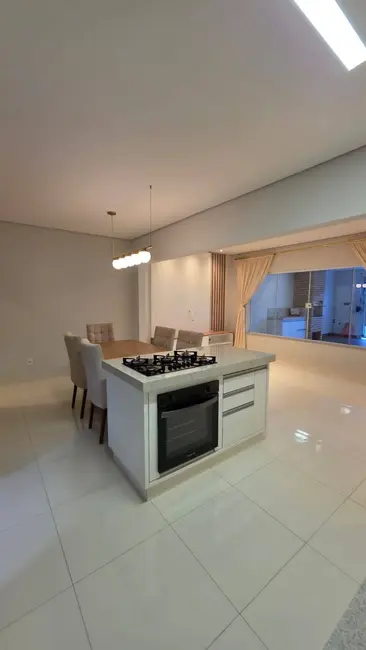 Foto 2 de Casa com 3 quartos à venda, 150m2 em Parque Residencial Jaguari, Americana - SP