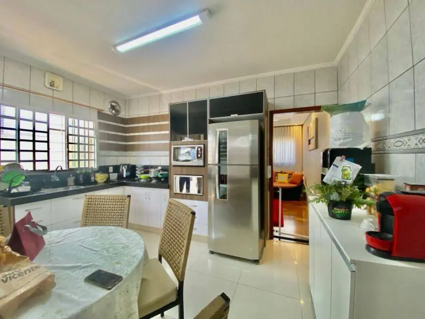 Foto 2 de Casa com 2 quartos à venda, 150m2 em Parque Residencial Jaguari, Americana - SP
